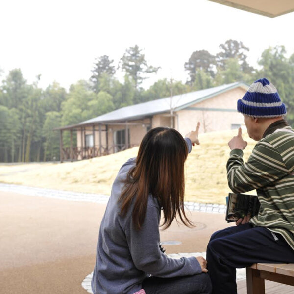 お出かけしようか<br />
むこうの　むこうまで